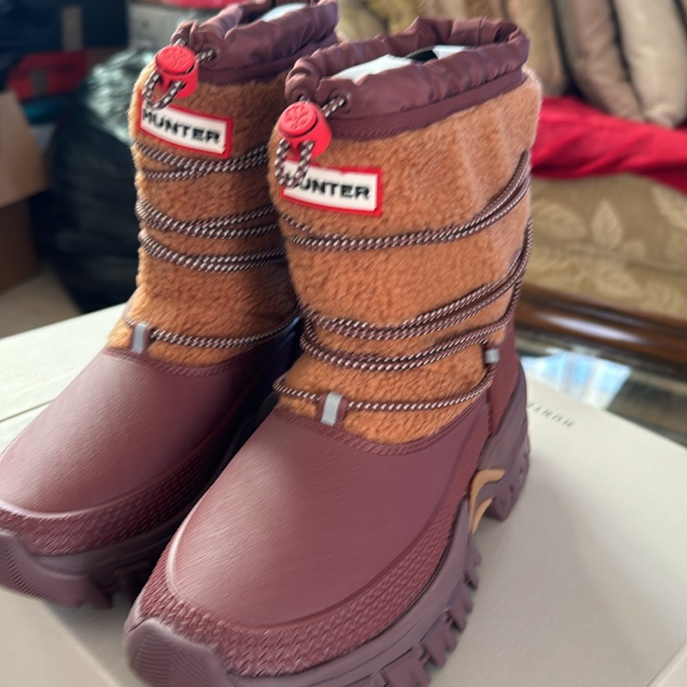 Hunter Wanderer Short Sherpa Snow Boot Mawson Creek/Muted Berry 5 women - Picture 3 of 10